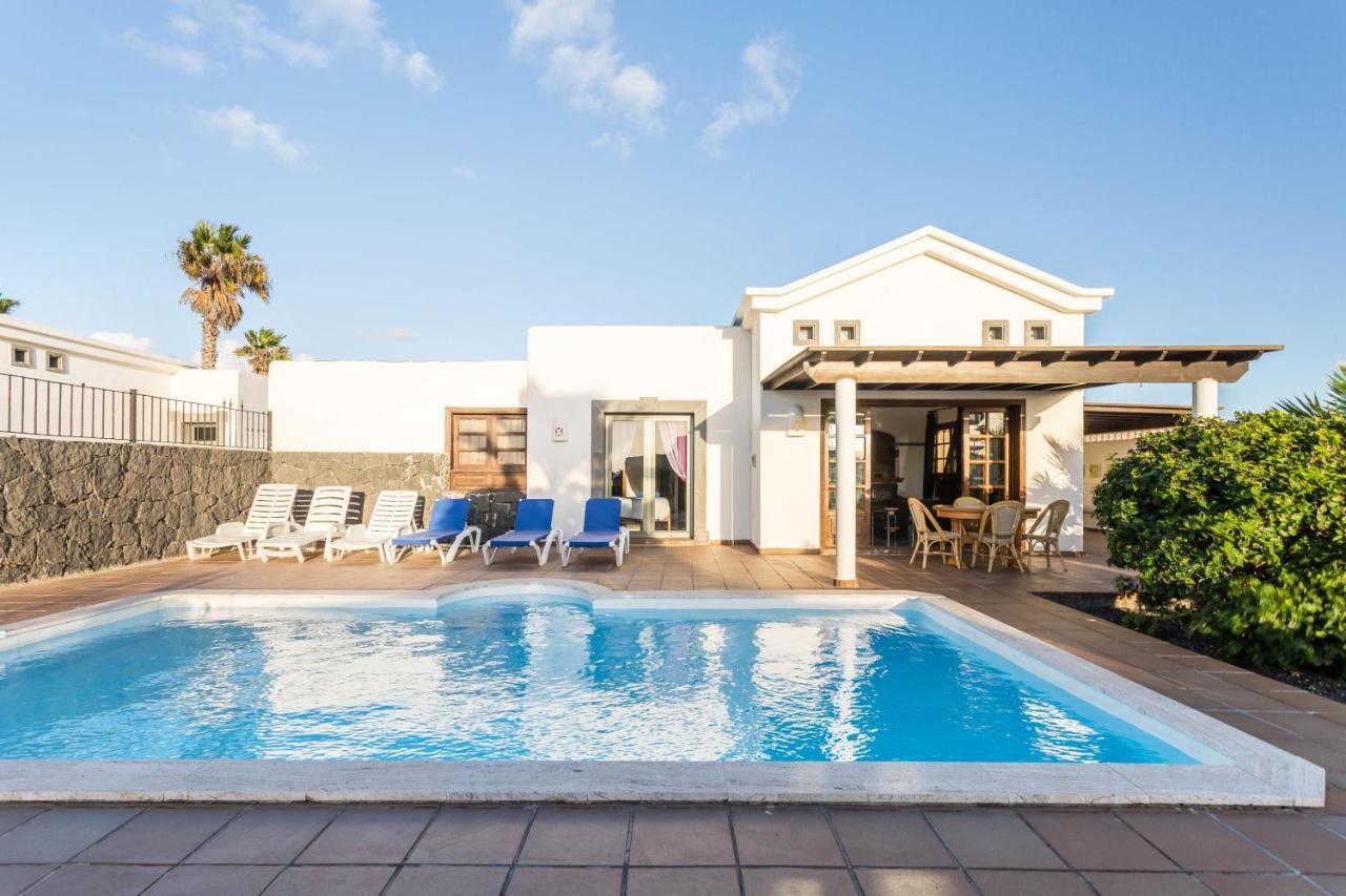 Villa Tania Playa Blanca  Luaran gambar