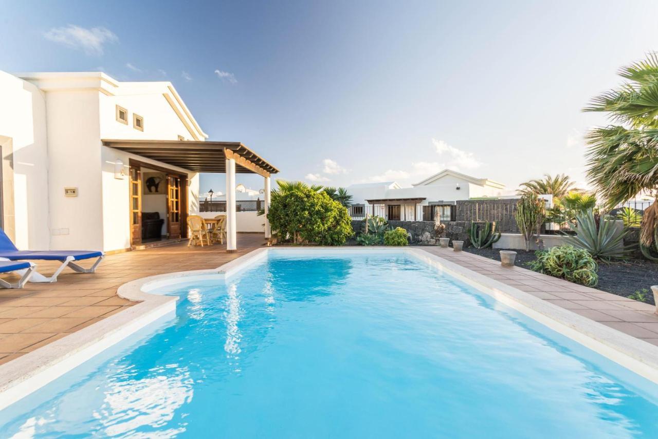 Villa Tania Playa Blanca  Luaran gambar